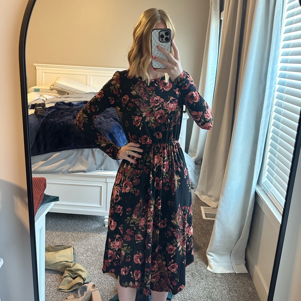 Size small long sleeve floral dress